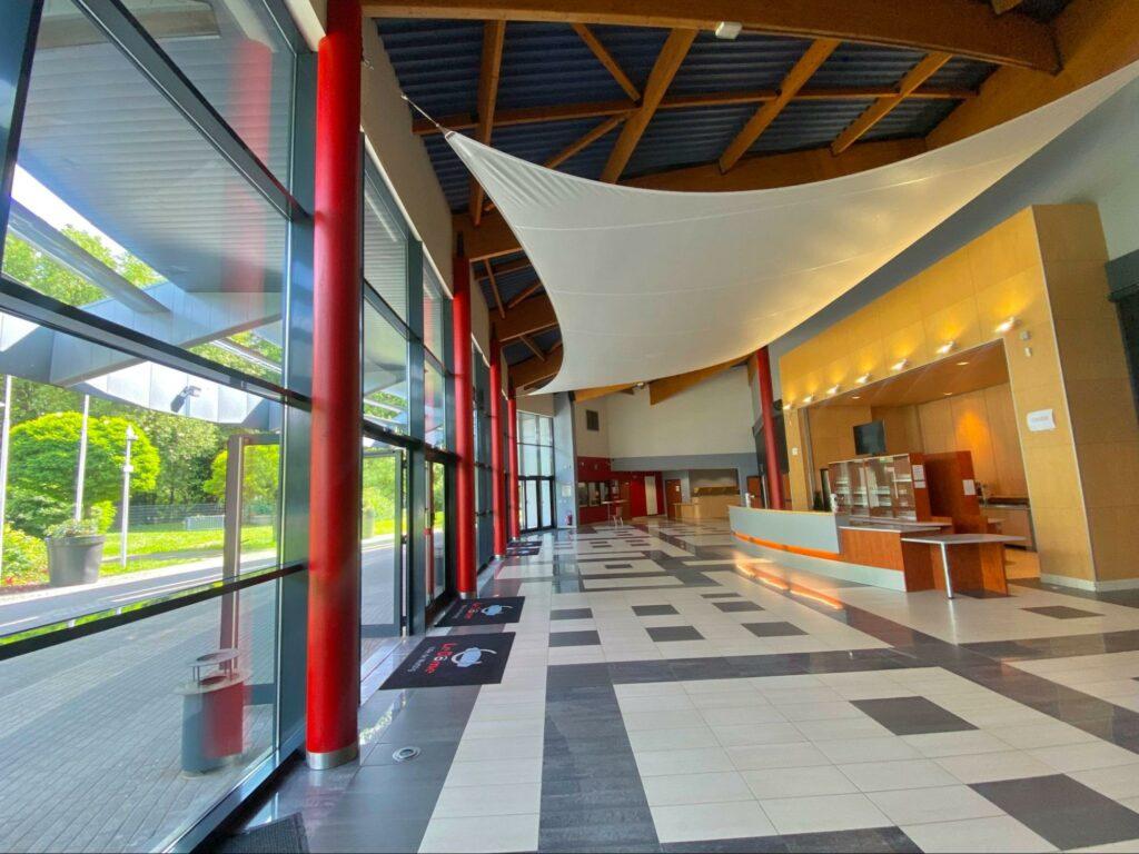 Halle et bar du Dôme de Mutzig